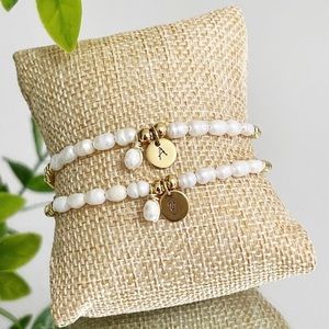 ❤️✨Freshwater pearls bracelet with seed beads gold plate 24KT initial letter ✨